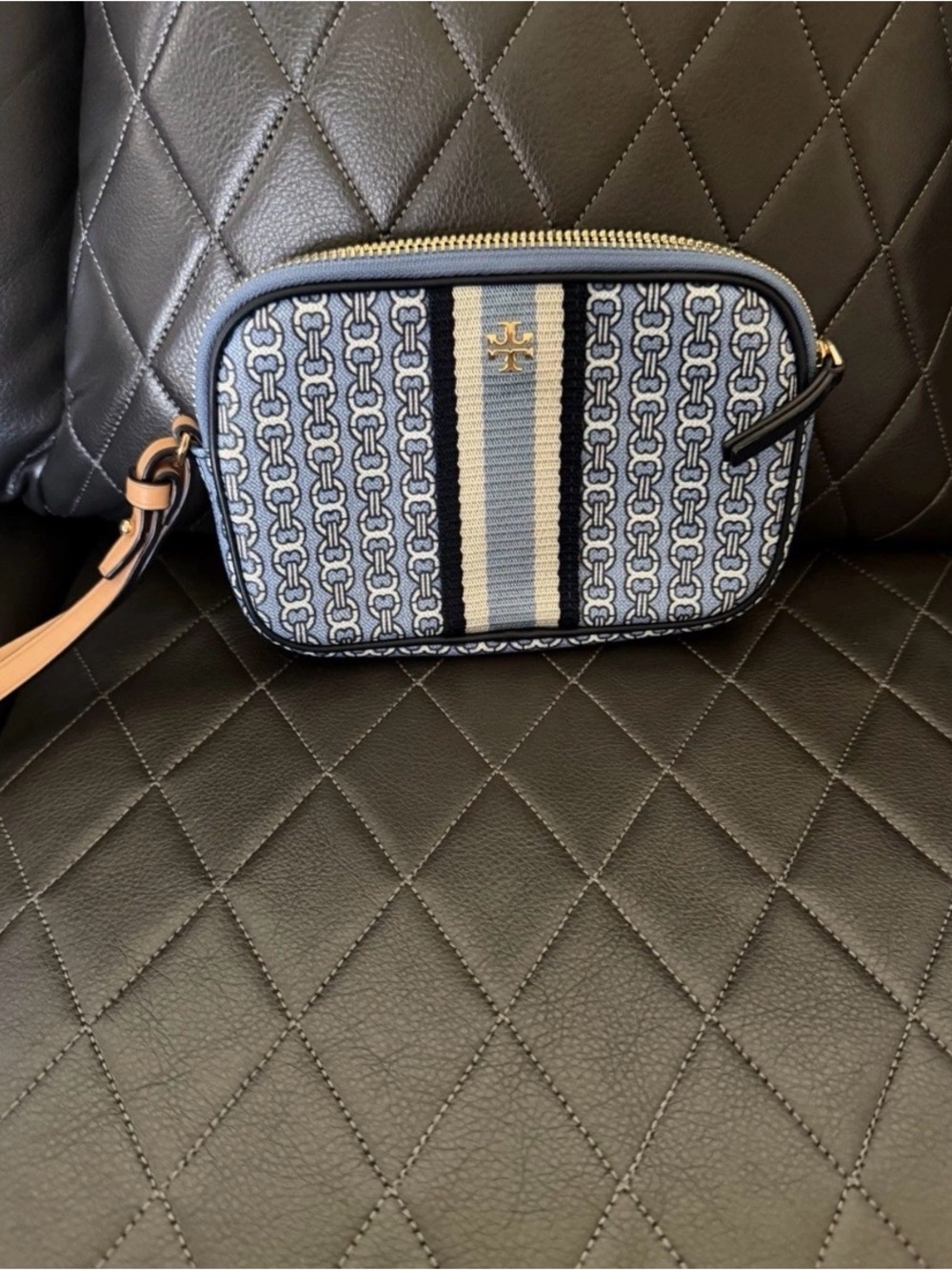 NWOT Tory Burch Navy and Light Blue Logo-Print wristlet Camera Bag